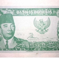 EDISI KHUSUS Uang 1.000 Sukarno 1964 Menggulung Diatas Air Es