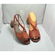 Camper Second Hand Blue Leather Elastic Cord Size 37 Length 23.5 Cm.1.5 Inches High Very Comfortable