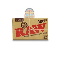 RAW Classic Rolling Paper 300s Pack 1 1/4 Size . Kertas Linting Import
