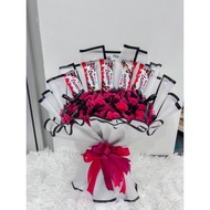 BOUQUET 5 PCS KINDER BUENO SOAP FLOWER
