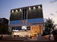 Hotel Dwarkamai, Dhule