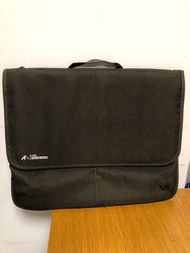 手提電腦包 Labtop sleeve with pockets, Lihit Lab Japan, 14.2 x 1 x 11.5 Army green A7768-22