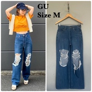 GU Jeans**