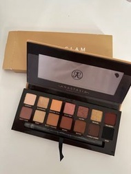 Anastasia 眼影盤Soft Glam