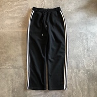 Basic Cycle B3080 BuiVintage 3-stripe sweatpants, super nice loose fit.