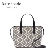 Kate Spade New York กระเป๋าโท้ท/กระเป๋าทรงสี่เหลี่ยมรุ่น Spade Flower Small Tote KH425 001 สีดำ