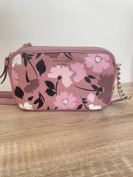 Kate spade ♠️ 粉紅色花卉 粉紫相機包 斜背包