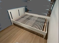 IKEA 雙人床架