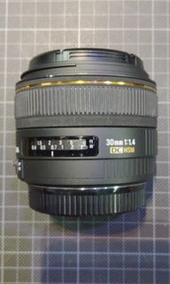 Sigma 30mm f1.4 for canon over 85% new