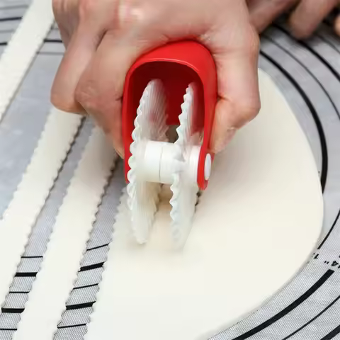 Kitchen Pizza Pastry Lattice Cutter Pastry Pie Decor Cutter Plastic Wheel Roller for Pizza Pastry Pi