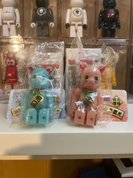 Bearbrick series 33 招財貓 青蓄光 赤蓄光set