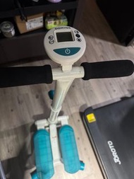 DOMYOS 踏步機