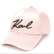 KARL LAGERFELD老佛爺 logo刺繡緞面棒球帽 粉