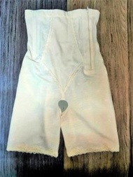 T-ONE特集 (原價破千)黛安芬塑體米膚色 塑身褲三尺寸 M.L.EEL