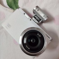 （二手）Samsung NX mini + （9-27mm） 無反相機 wifi 自拍美顏 vlog神器 旅行 Camera 90% NEW