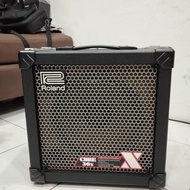 roland cube 30x amplifier gitar