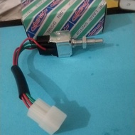 Brake switch stop switch corolla dx Hilux Crown Corona