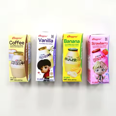Korean banana milk fridge magnet; Miniature realistic beverage decoration fridge magnet; Korean stra