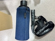Calvin Klein CK 黑色保溫瓶 牛仔布袋  有帶 水樽 全新