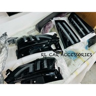 Toyota innova 2017 2018 2019 2020 2021 Light bar tail lamp light center trunk garnish cover spoiler 