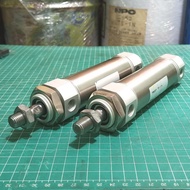 SMC CDM2F40-75Z-C73L Air Cylinder Bore 40 mm Stroke 75 mm