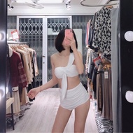 White twisted 2-piece swimsuit