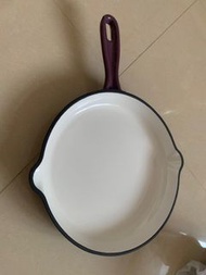 全新紫色鑄鐵鍋煎pan(not LC) $100