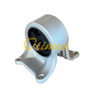 NISSAN CEFIRO A32 A33 3.0 LEFT ENGINE MOUNTING
