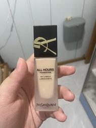 YSL粉底
