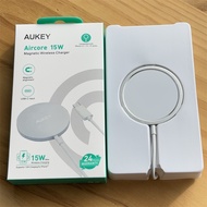 AUKEY Magnetic 15W Wireless Charger 1m Cable Long Suitable for 12-16 Wireless Charger 7.5W Support A