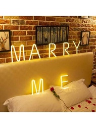 24入組不同形狀和大小的led字母燈,高亮度照明,可用usb/電池操作,24個英文字母可組合成創意短語,如“marry Me”或“love You”,適合家居裝飾,商業裝飾以及求婚、婚禮或節日裝飾等。
