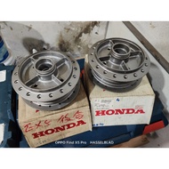 nos old stock original rear hub HONDA EX5 EX-5 C70 aap high power