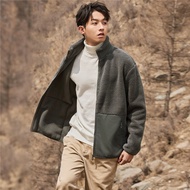[ Online Exclusive ] Giordano Mens เสื้อผู้ชาย Berber fleece patchwork pockets jacket 01074864002 เส