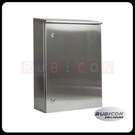 RBNS-13 ตู้คอนโทรลสแตนเลส ฝา 1 ชั้น มีหลังคาสโลป Size : W600 x H900 x D250 mm. สแตนเลส 304 (SUS 304)