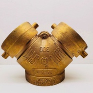 Giacomini Siamese Twin 3 x 2 1/2 x 2 1/2 with CAP AND CHAIN