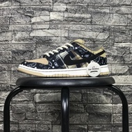 SEPATU SB DUNK LOW x TRAVIS SCOTT