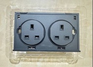 Schneider Electric 施耐德 ULTI 13A 雙位英式蘇底