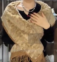 FENDI 雙面羊毛/兔毛圍巾