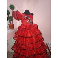 United Nation costume Spain Girl