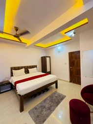 Severina beach Inn, 200 Mtr from Calangute beach.