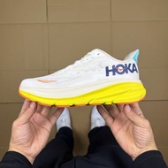 Hoka Clifton 9