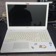 ** 免費送出 Fujitsu AH556 Notebook 1...