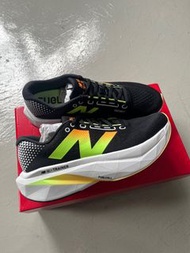 New balance FuelCell SuperComp Trainer v3