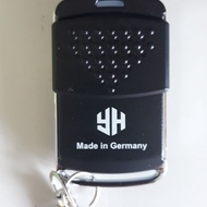 Tay điều khiển cửa cuốn- Remote cửa cuốn Boss Door 336 mhz Copy mã nhảy