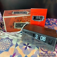 極罕有 全新 70年代 兩腳插 跳字鐘 Made in Hong Kong