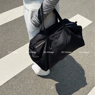 Prada尼龍旅行袋20cm
