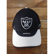 R2-C23-CAP RAIDERS REEBOK NFL TEAM TRUCKER FULLCAP ORIGINAL