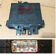 大坡很遠 VW T4 2.5 98 變速箱電腦 TCM 01P927733AN (零件車拆賣)