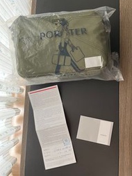 Porter軍綠色斜背包 尼龍輕量材質 造型袋