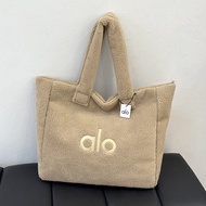 Alo Large Capacity Lamb Fleece Tote Bag-ALO Plush Shopping Bag